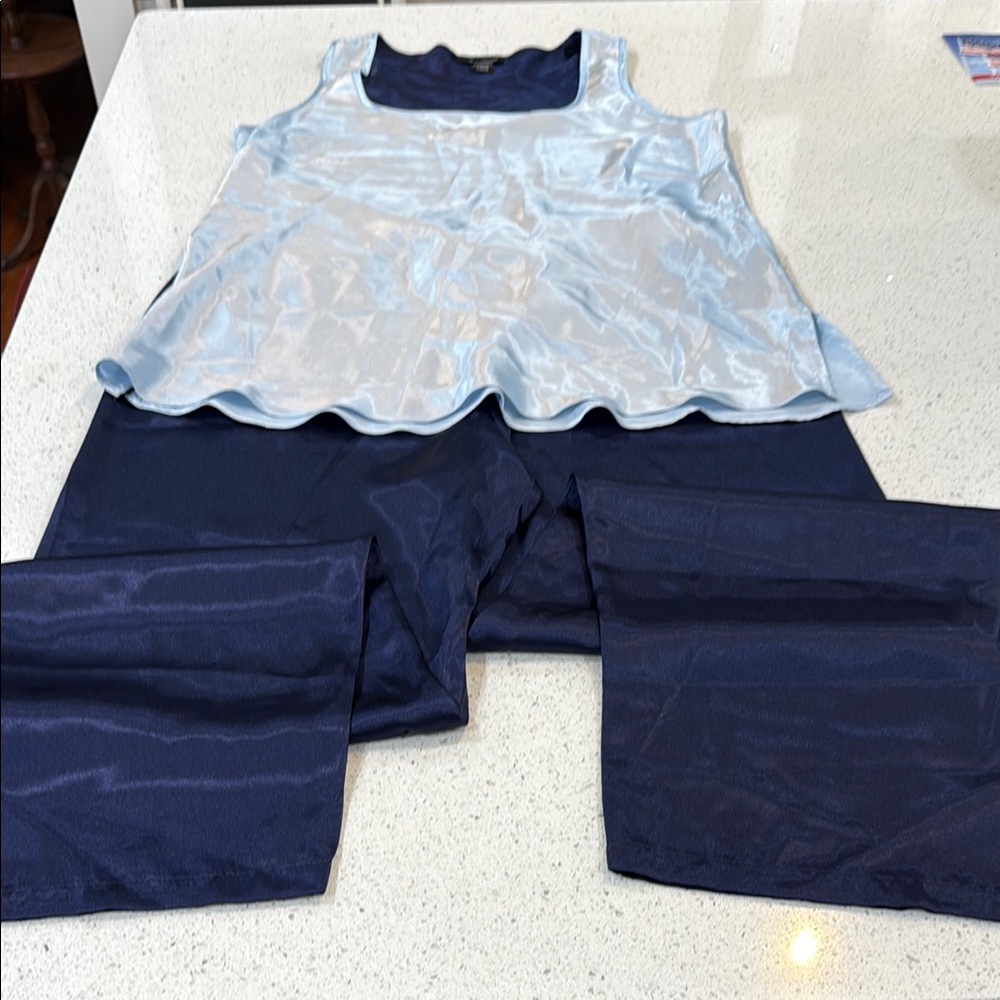 Jones New York Navy Sleeveless Top and Pants Set